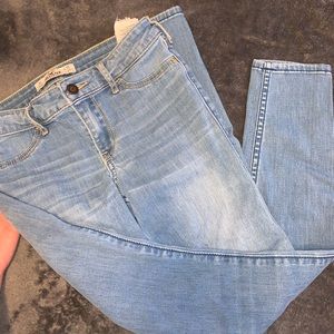 Hollister Skinny Jean Jeggings